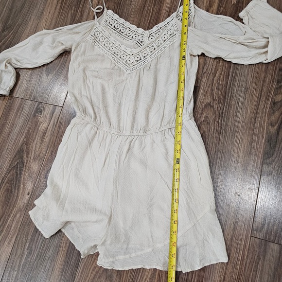 Ecote Cream Romper Crochet Open Cold Shoulder Boho Bohemian ‎ L - Picture 9 of 9
